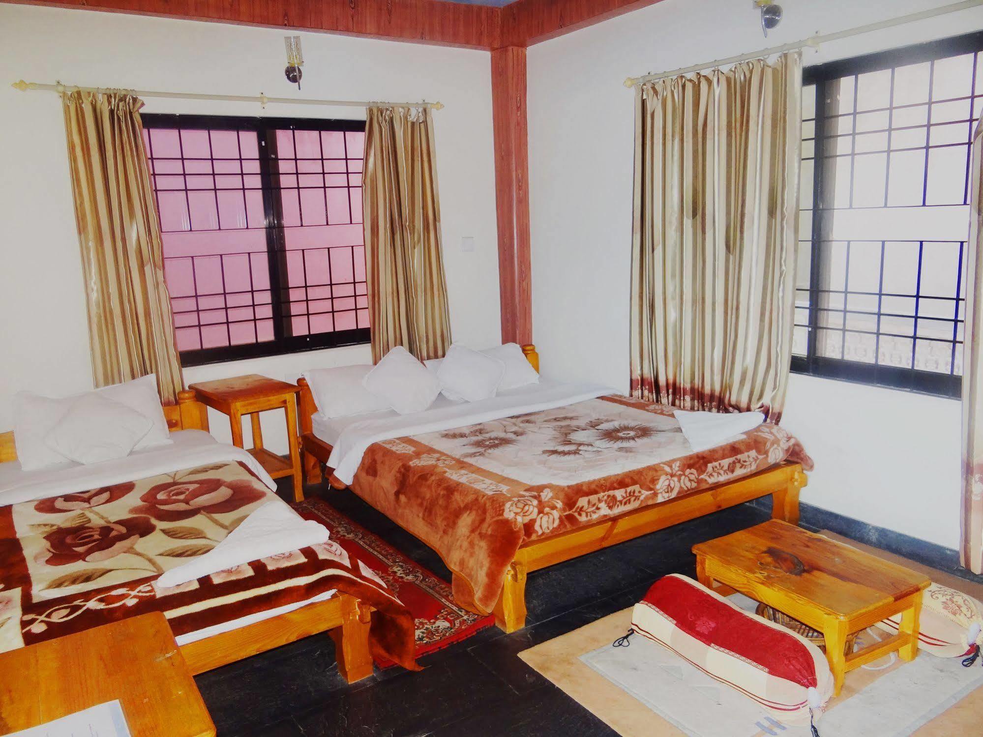 Hotel Hakoniwa โพคารา ภายนอก รูปภาพ