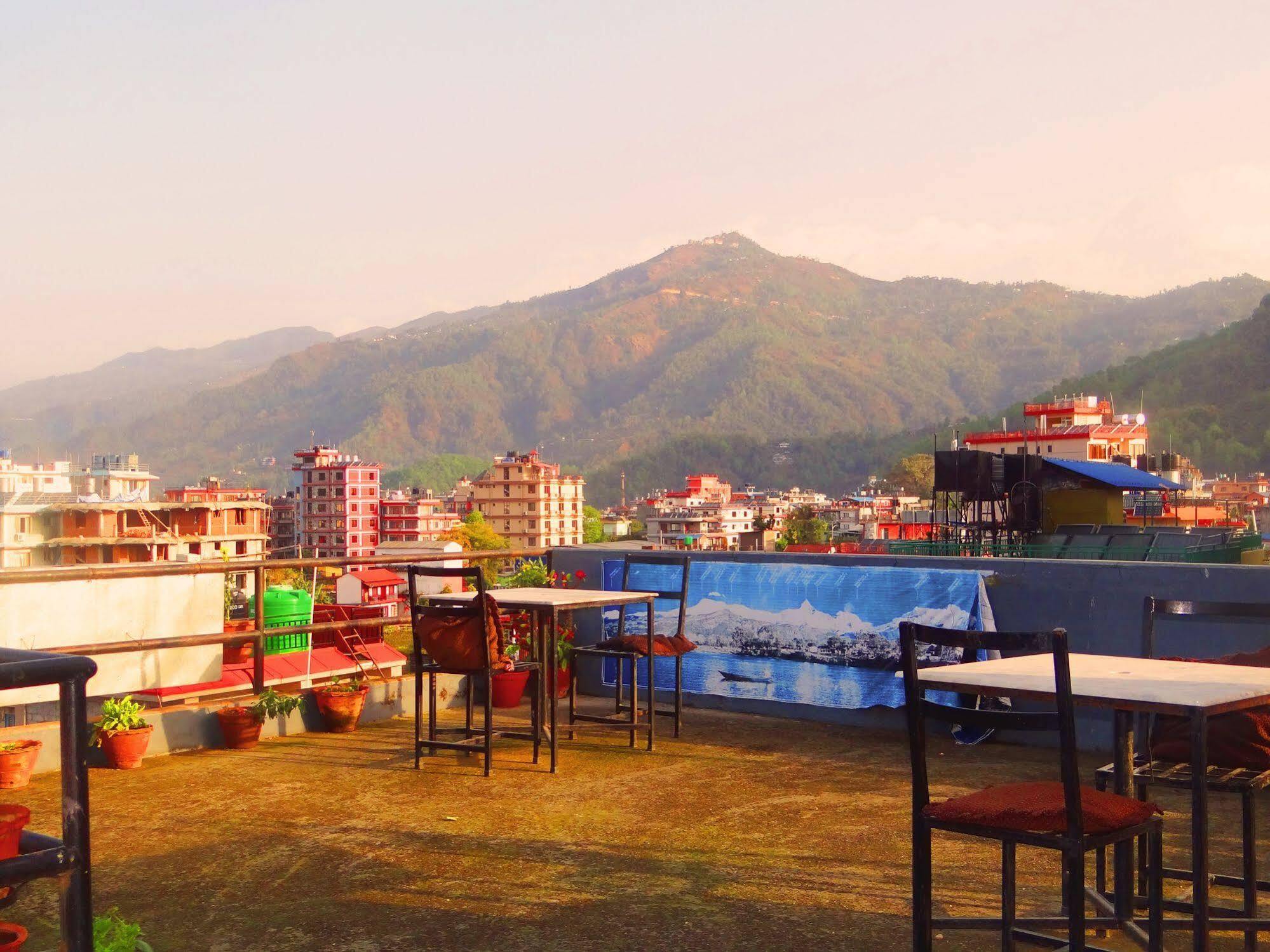 Hotel Hakoniwa โพคารา ภายนอก รูปภาพ